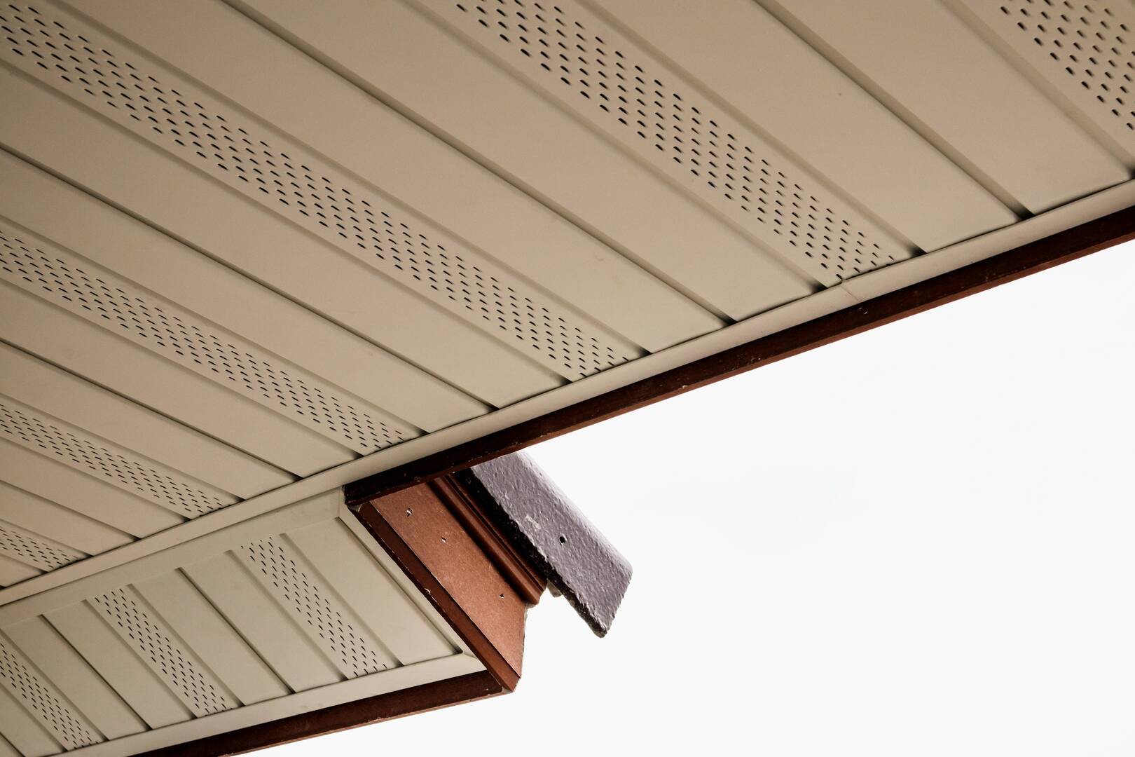 T&M Roofing